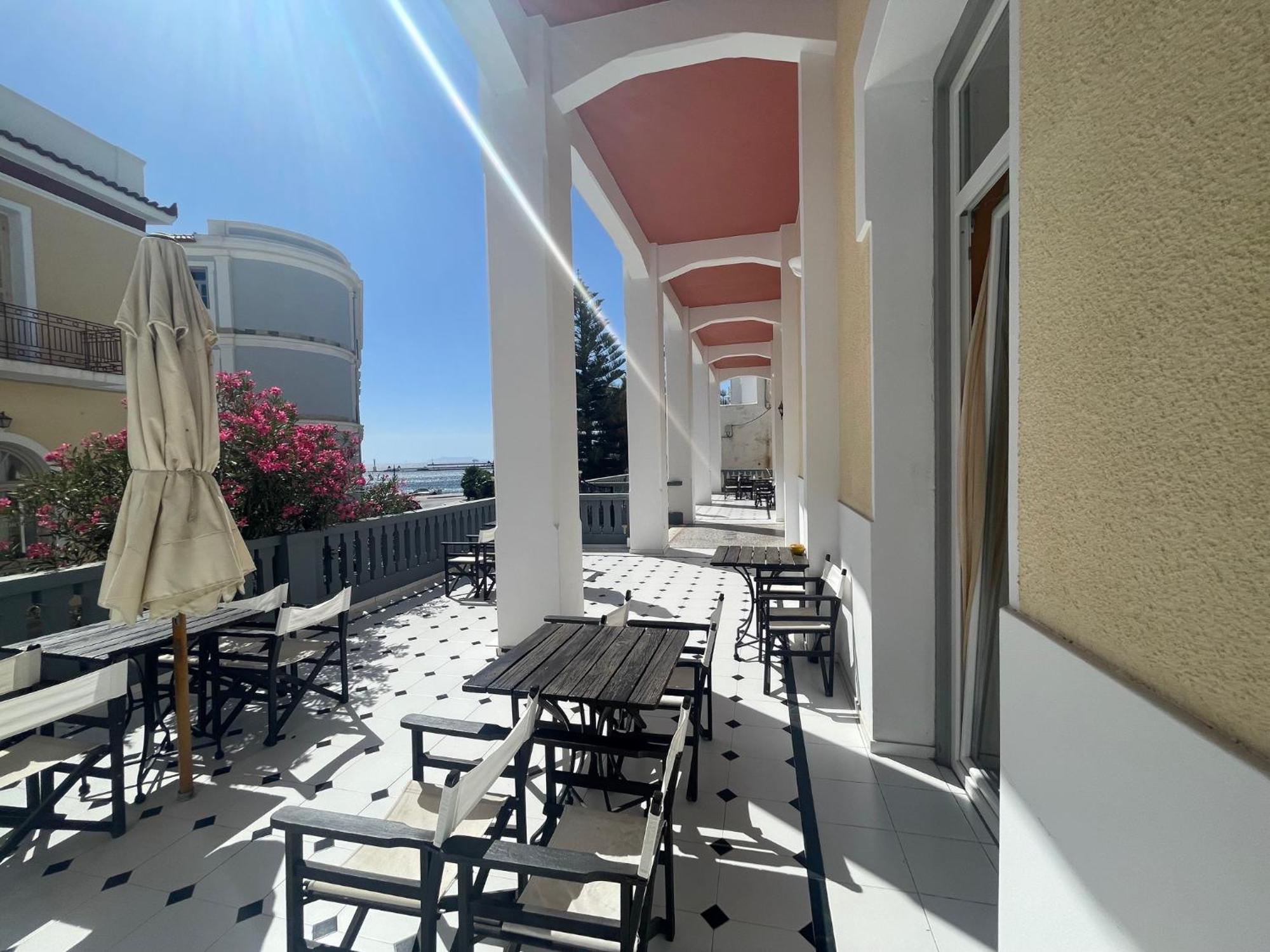 Tinion Urban Hotel Тинос Экстерьер фото